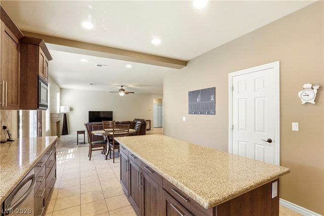 39 Perennial Border Court, Las Vegas, NV 89148