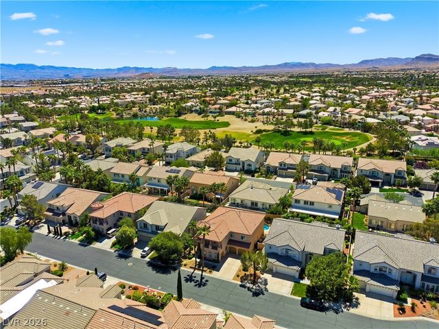 39 Perennial Border Court, Las Vegas, NV 89148