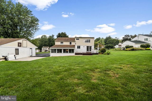55 BROOK DR, Southampton, PA 18966