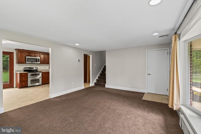 55 BROOK DR, Southampton, PA 18966