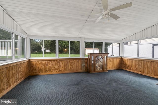 55 BROOK DR, Southampton, PA 18966