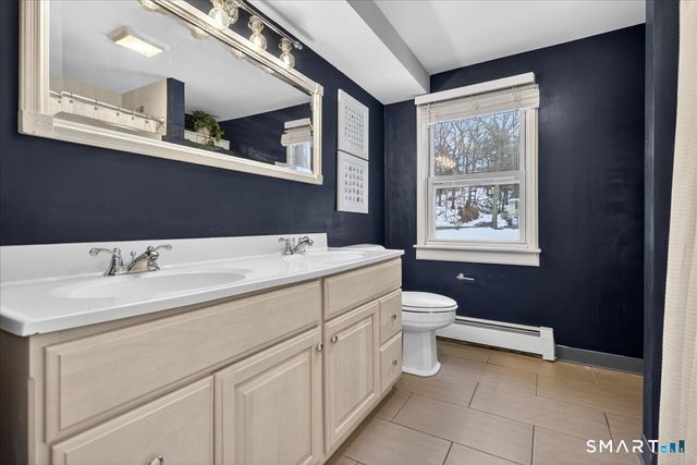 61 Reyna Road, Hamden, CT 06514