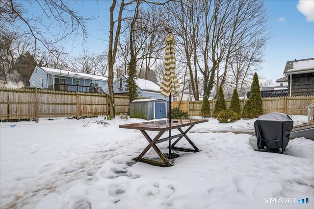 61 Reyna Road, Hamden, CT 06514