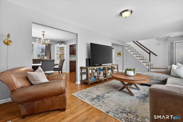 61 Reyna Road, Hamden, CT 06514