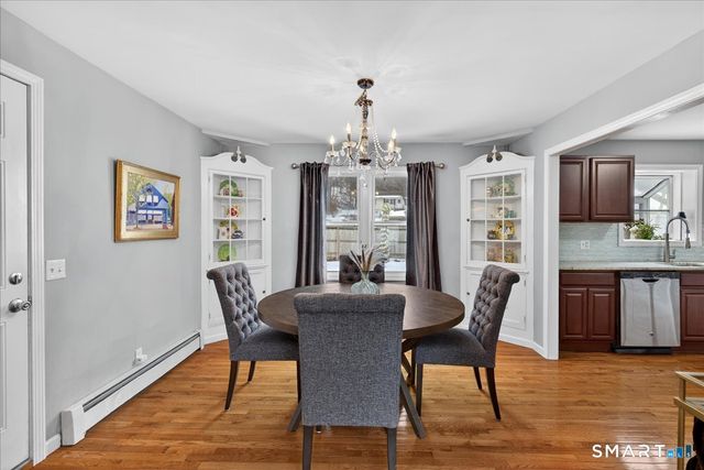 61 Reyna Road, Hamden, CT 06514