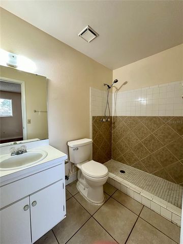 343 E ROSEWOOD LANE 343, Tavares, FL 32778