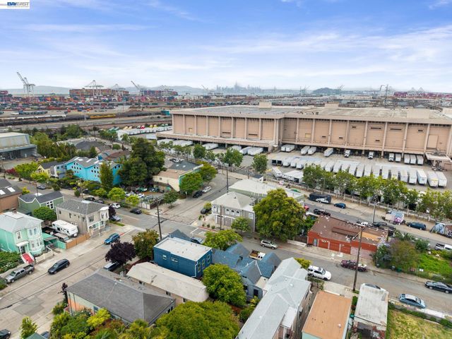 502 Lewis St, Oakland, CA 94607