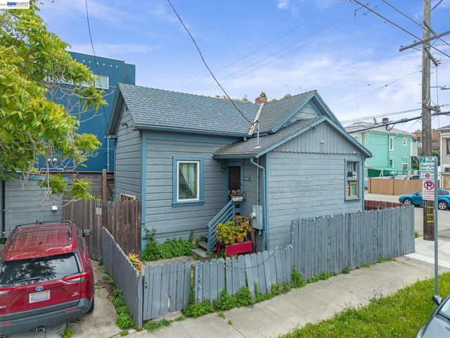 502 Lewis St, Oakland, CA 94607