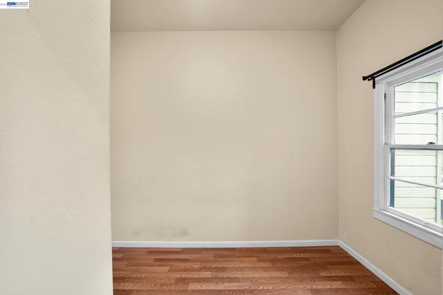 502 Lewis St, Oakland, CA 94607