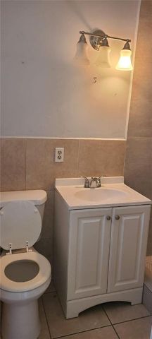 736 NW 2nd Avenue, Fort Lauderdale, FL 33311