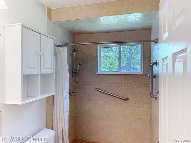 1203 Gilman Street, Garden City, MI 48135