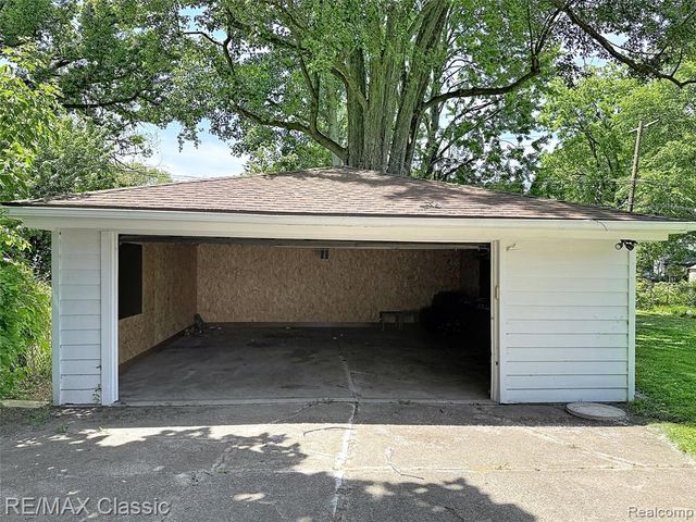 1203 Gilman Street, Garden City, MI 48135