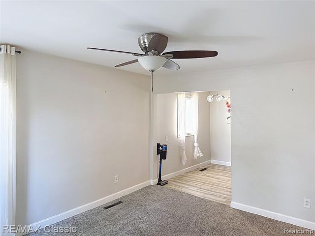 1203 Gilman Street, Garden City, MI 48135