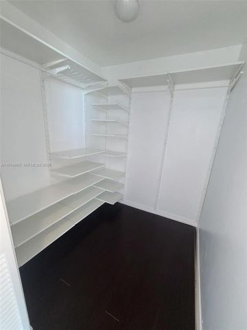 951 BRICKELL AVE 3710, Miami, FL 33131