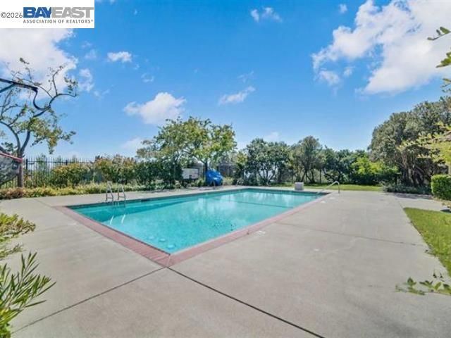 34 Chimney Rock, Oakland, CA 94605