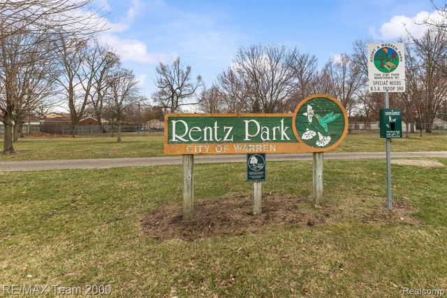 26230 Bonnie Avenue, Warren, MI 48089