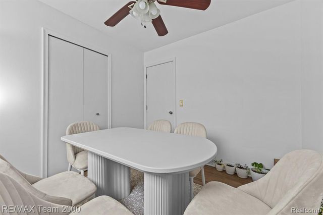 26230 Bonnie Avenue, Warren, MI 48089