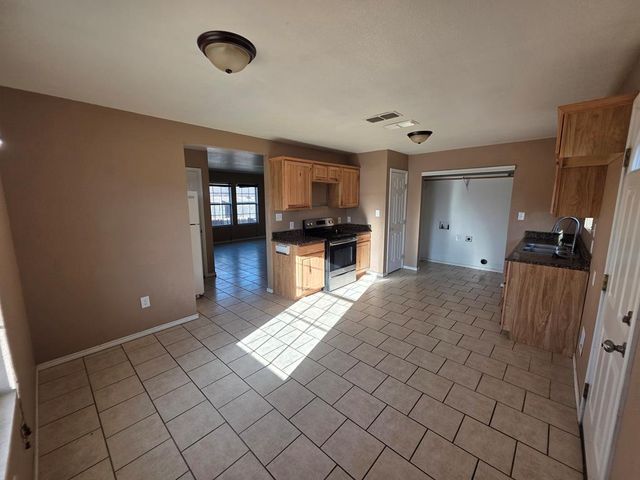 302 Lasseter, Odessa, TX 79763