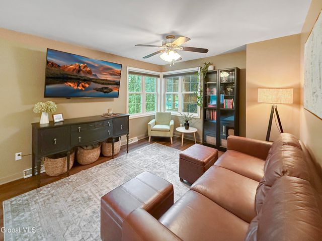 20 St Joseph Street, Colonie, NY 12303