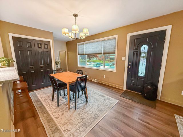 20 St Joseph Street, Colonie, NY 12303