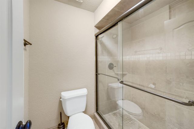 18120 County Road 127, Pearland, TX 77581