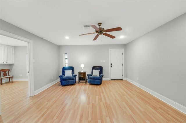 18120 County Road 127, Pearland, TX 77581