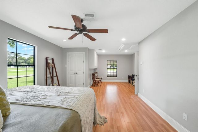 18120 County Road 127, Pearland, TX 77581