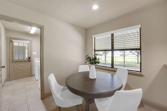 18120 County Road 127, Pearland, TX 77581