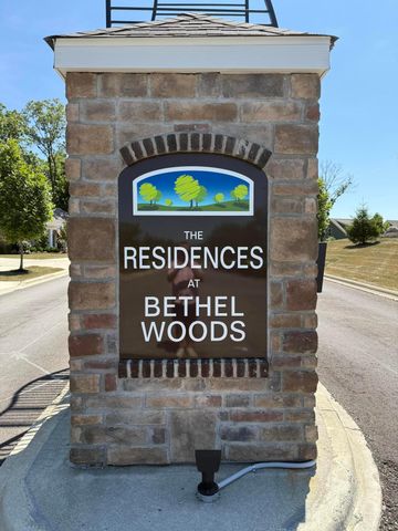 1528 Bethel Woods Blvd, Marysville, OH 43040