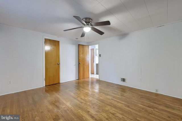4414 MILLER DR, Mount Joy, PA 17552