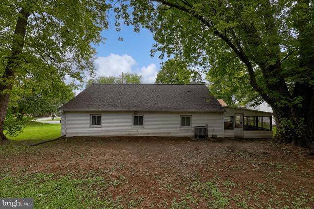 4414 MILLER DR, Mount Joy, PA 17552