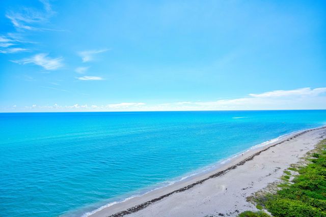 840 Ocean Drive Ph-C, Juno Beach, FL 33408