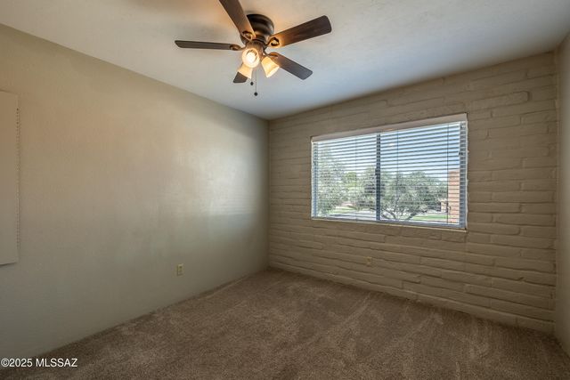 6656 E Calle La Paz Unit C, Tucson, AZ 85715