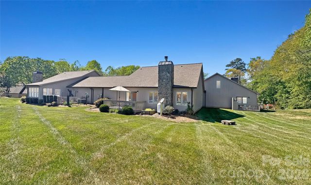 603 29th Avenue NE 213, Hickory, NC 28601