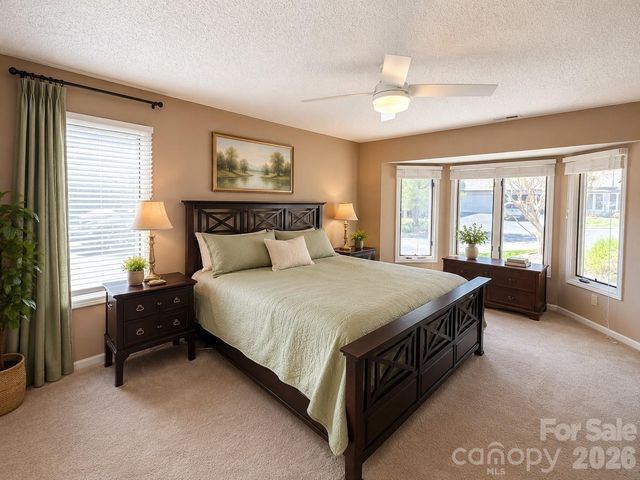 603 29th Avenue NE 213, Hickory, NC 28601