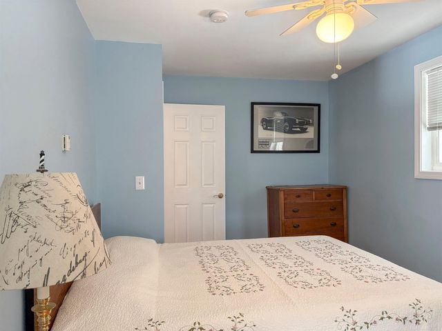 570 County Road, Bradford, NH 03221