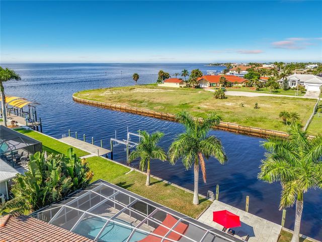 4449 CREWS COURT, Port Charlotte, FL 33952