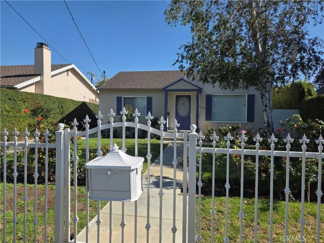 15219 Wyandotte, Van Nuys, CA 91405