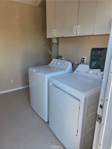 15219 Wyandotte, Van Nuys, CA 91405
