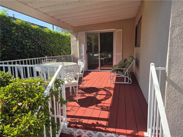 15219 Wyandotte, Van Nuys, CA 91405