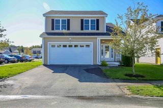 27 Tea Party Circle 27, Holden, MA 01520
