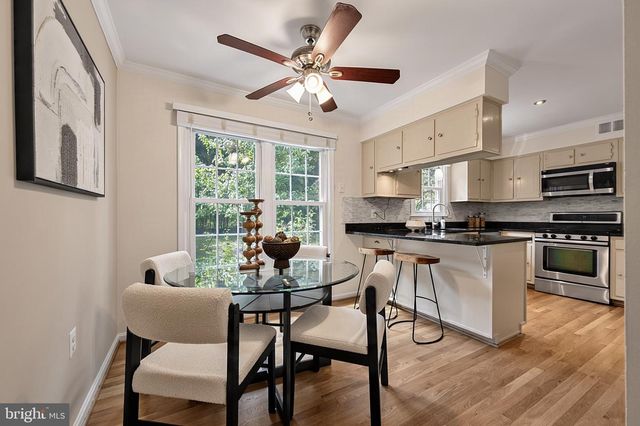 8620 YARDLEY DR, Alexandria, VA 22308