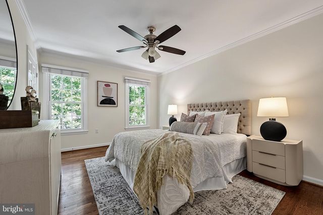 8620 YARDLEY DR, Alexandria, VA 22308