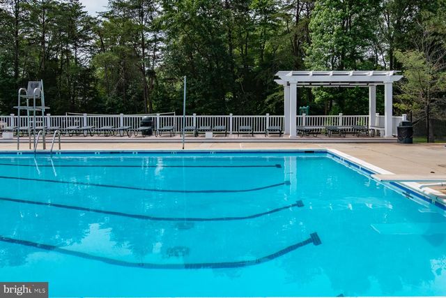 8620 YARDLEY DR, Alexandria, VA 22308