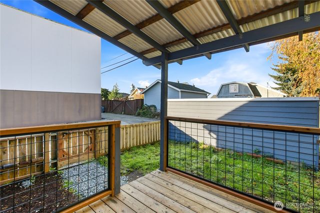 321 3rd Street NE, Auburn, WA 98002