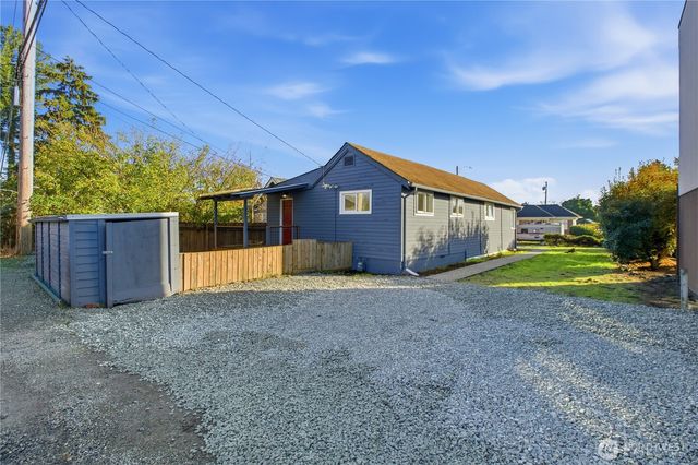 321 3rd Street NE, Auburn, WA 98002