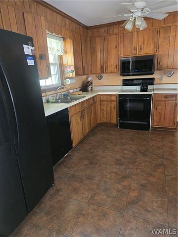 1526 Wakefield, Tuscaloosa, AL 35405
