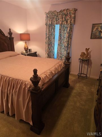 1526 Wakefield, Tuscaloosa, AL 35405