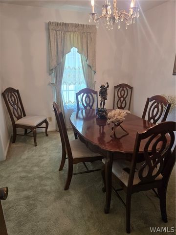 1526 Wakefield, Tuscaloosa, AL 35405