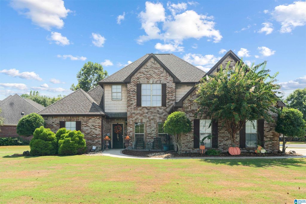 1039 ENGLISH OAK DRIVE, Helena, AL 35080